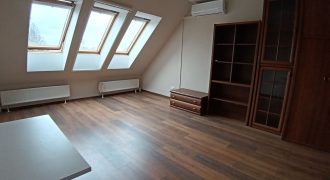 Szolnok, Tompa Mihály utca – ELADVA!