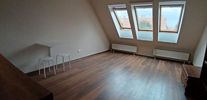 Szolnok, Tompa Mihály utca – ELADVA!