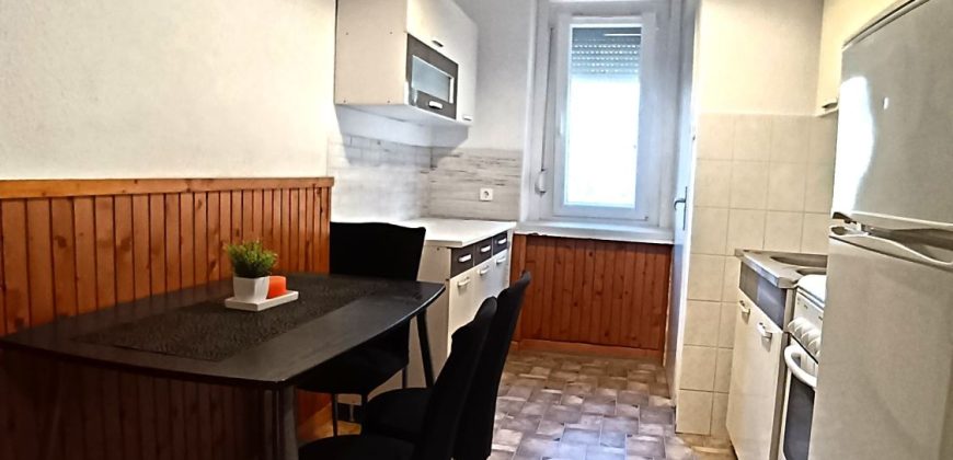 Szolnok, Vitéz Szathmári József utca